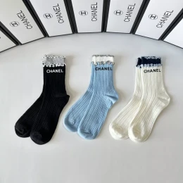 chanel chaussettes s_127a000